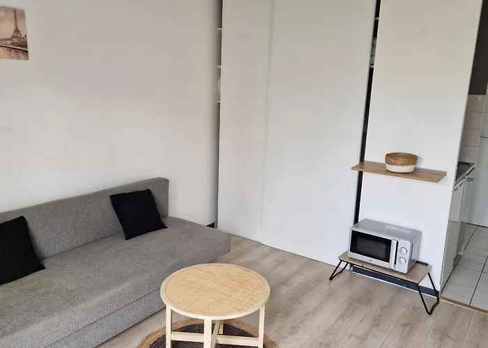 Studio Porte De Paris